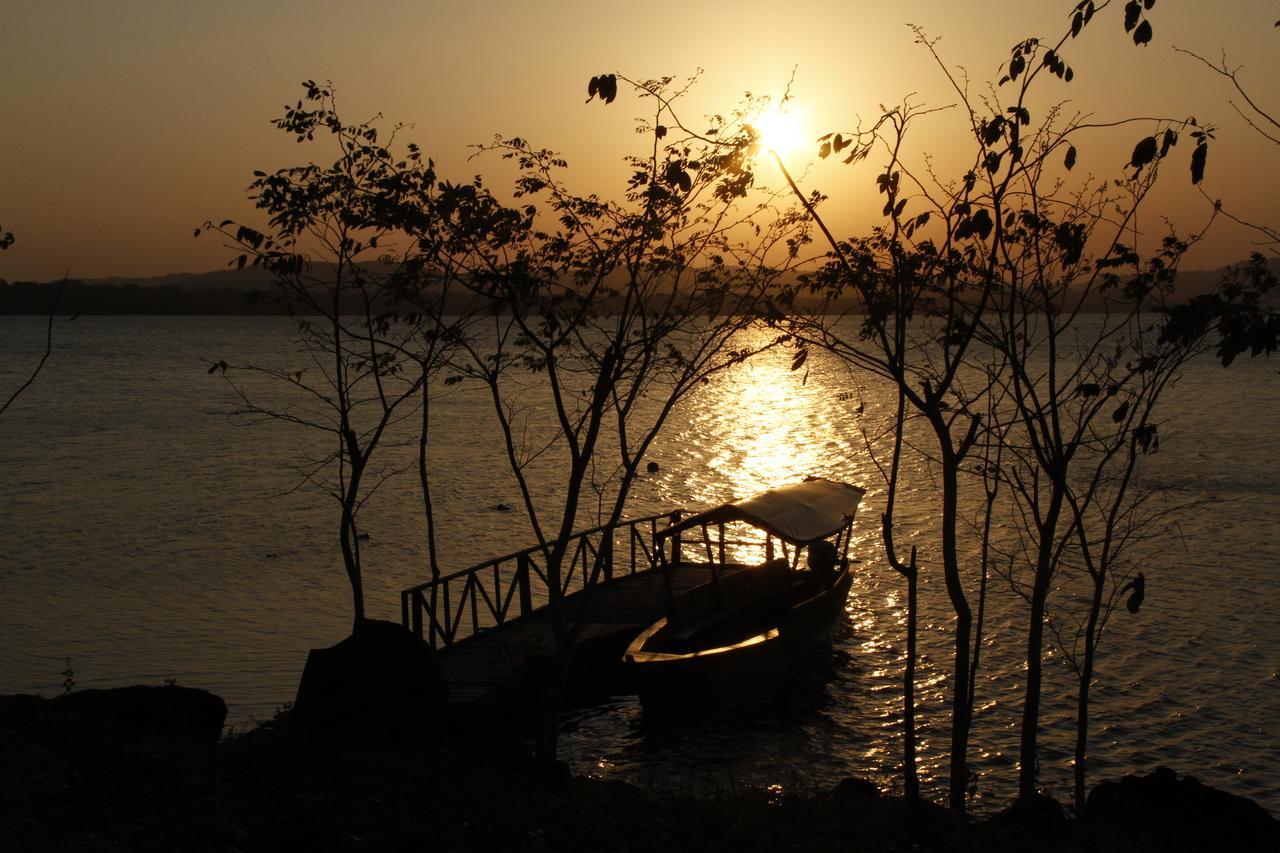 Ecolodge El Sombrero Laguna Yaxha Kültér fotó